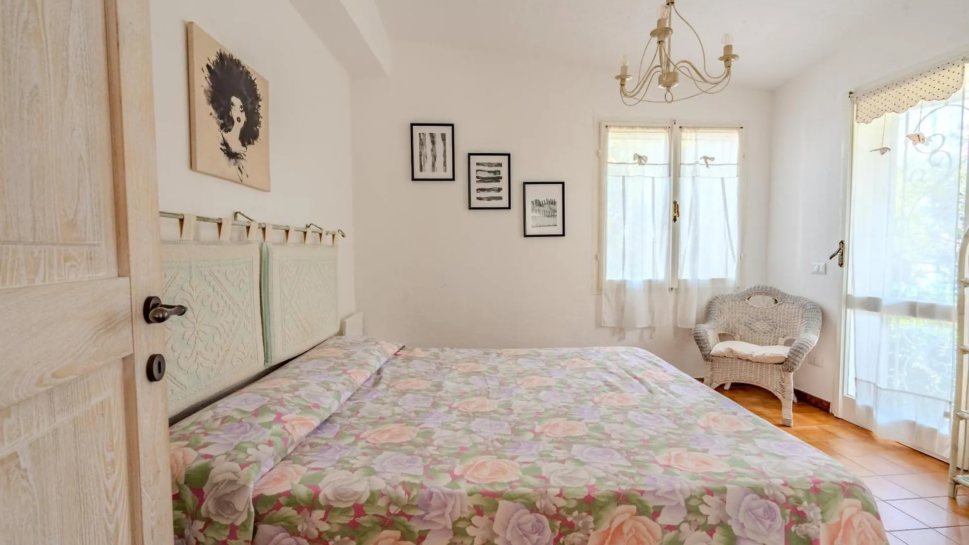 Villa Elena Fronte Mare Spiaggia Bados- Pittulongu- Golfo Aranci Olbia Сasa de vacaciones