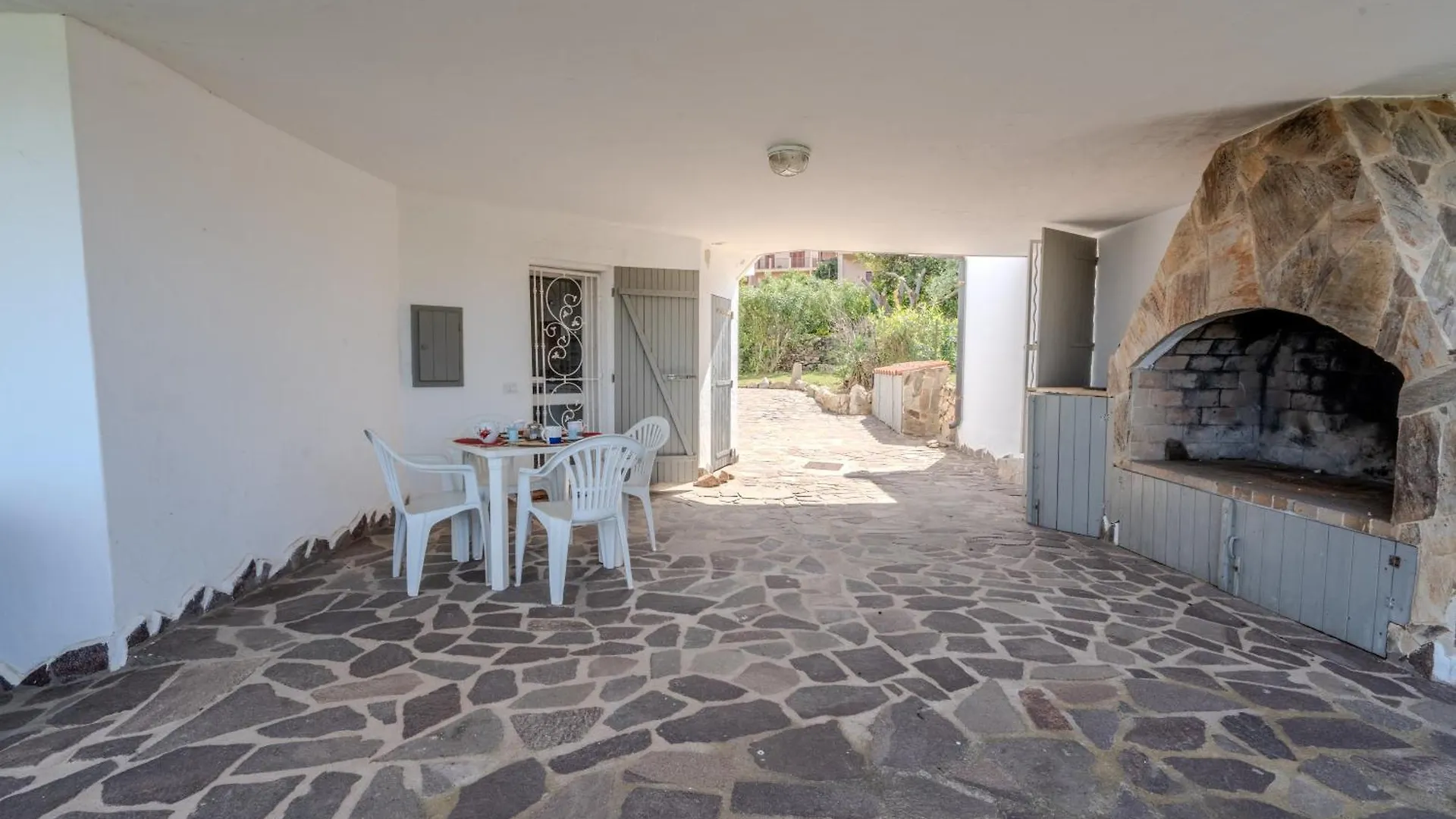 Villa Elena Fronte Mare Spiaggia Bados- Pittulongu- Golfo Aranci Olbia Сasa de vacaciones